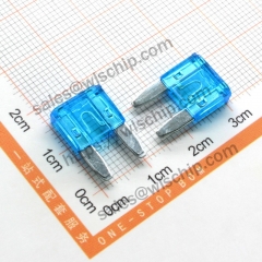 Fuse insert small 15A blue car fuse