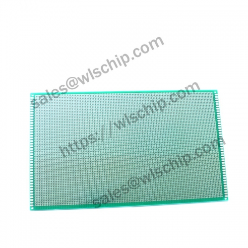 Single-sided spray tin green oil board green 18 * 30CM pitch 2.54mm PCB board