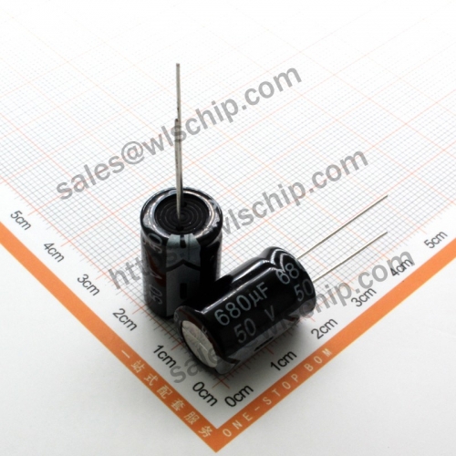 DIP In-line aluminum electrolytic capacitor 50V 680uF 13 * 21mm