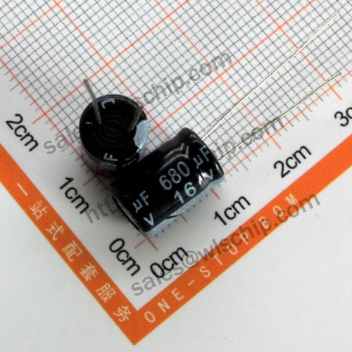 DIP In-line aluminum electrolytic capacitor 16V 680uF 8 * 12mm