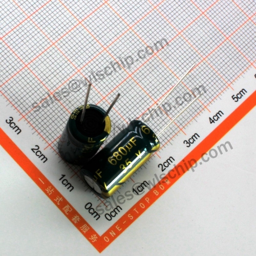 DIP In-line aluminum electrolytic capacitor 35V 680uF 10 * 20mm