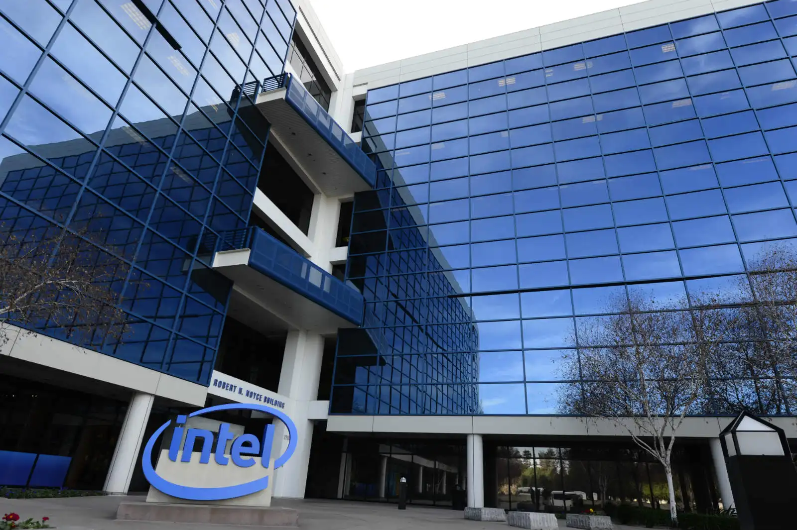 Intel will turn to 3nm chips in the second half of next year