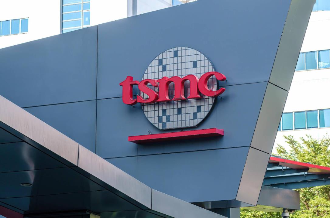 TSMC is demanding a delay in the delivery of high-end chip manufacturing equipment, sources say, and expects TSMC's Japanese fab to be profitable by 2