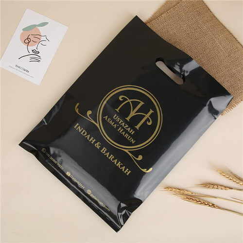 Custom Logo Printed Die Cut Shopping Bags Carrier Merchandise Bag Gold Printing Black Plastic Bags For Boutique