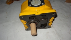 KOMATSU S6D155-4/SA6D140E-2 VARIABLE SPEED PUMP ASS'Y 07446-66200