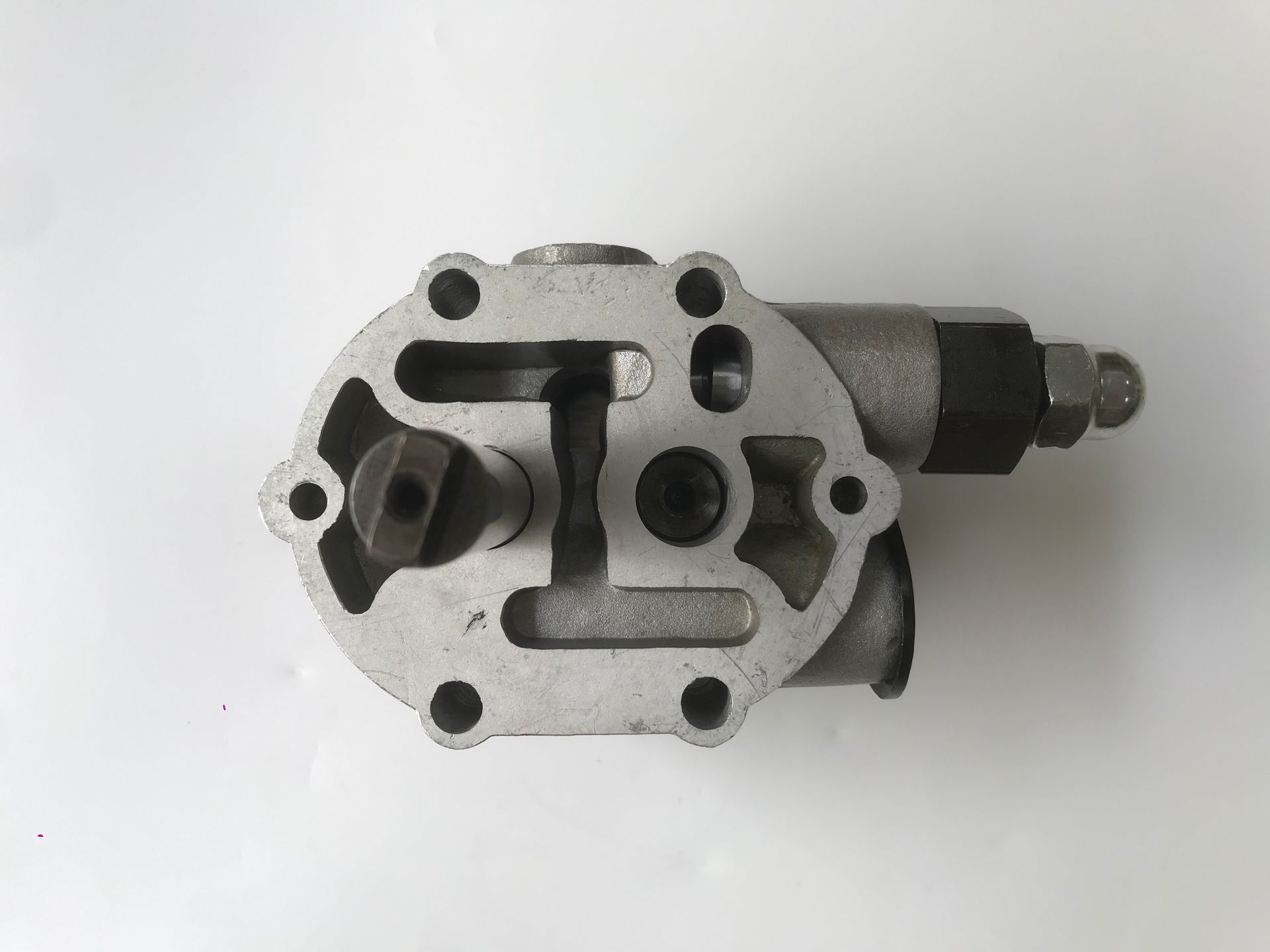 日立 PV22/PV23 发动机齿轮泵
