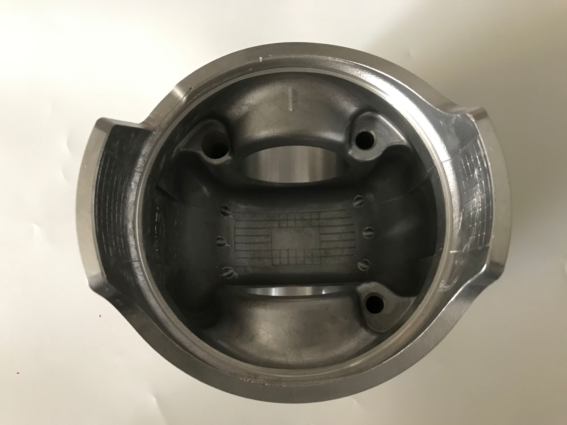 M-ITSUBISHI 6D22 PISTON 23411-83411