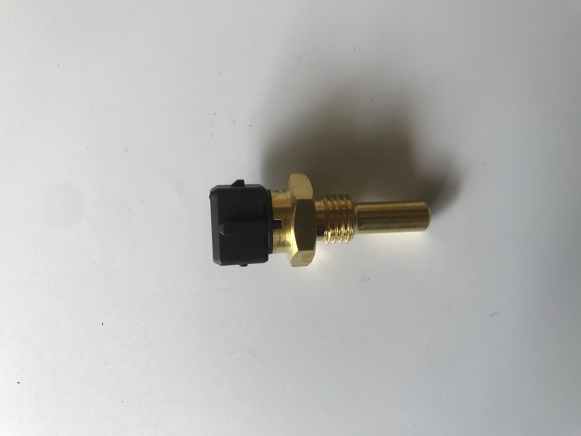 H-YUNDAI WATER TEMPERATURE SENSOR R210-7