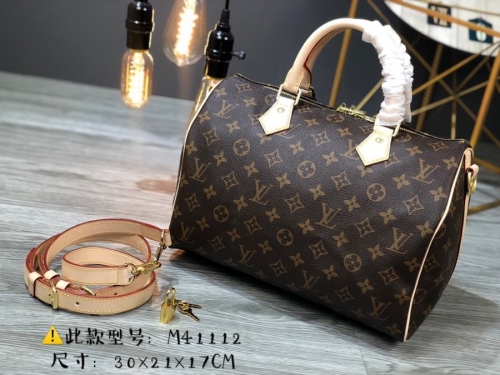 No.9 LV bag  M41112 30×21×17CM