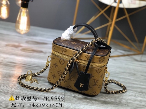 No.137 LV Cannes bag  M49998 14×19×10CM