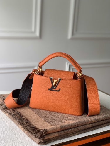 No.192 LV bag  M56848 21x 14x 8cm