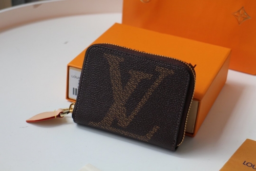 No.255 LV Wallet bag M67690 11.0 x 8.5 x 2.0 cm