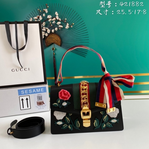 NO:898 Gucci Sylvie 421882 MM size:25.5*17*8 20×14×7.5cm 2colors