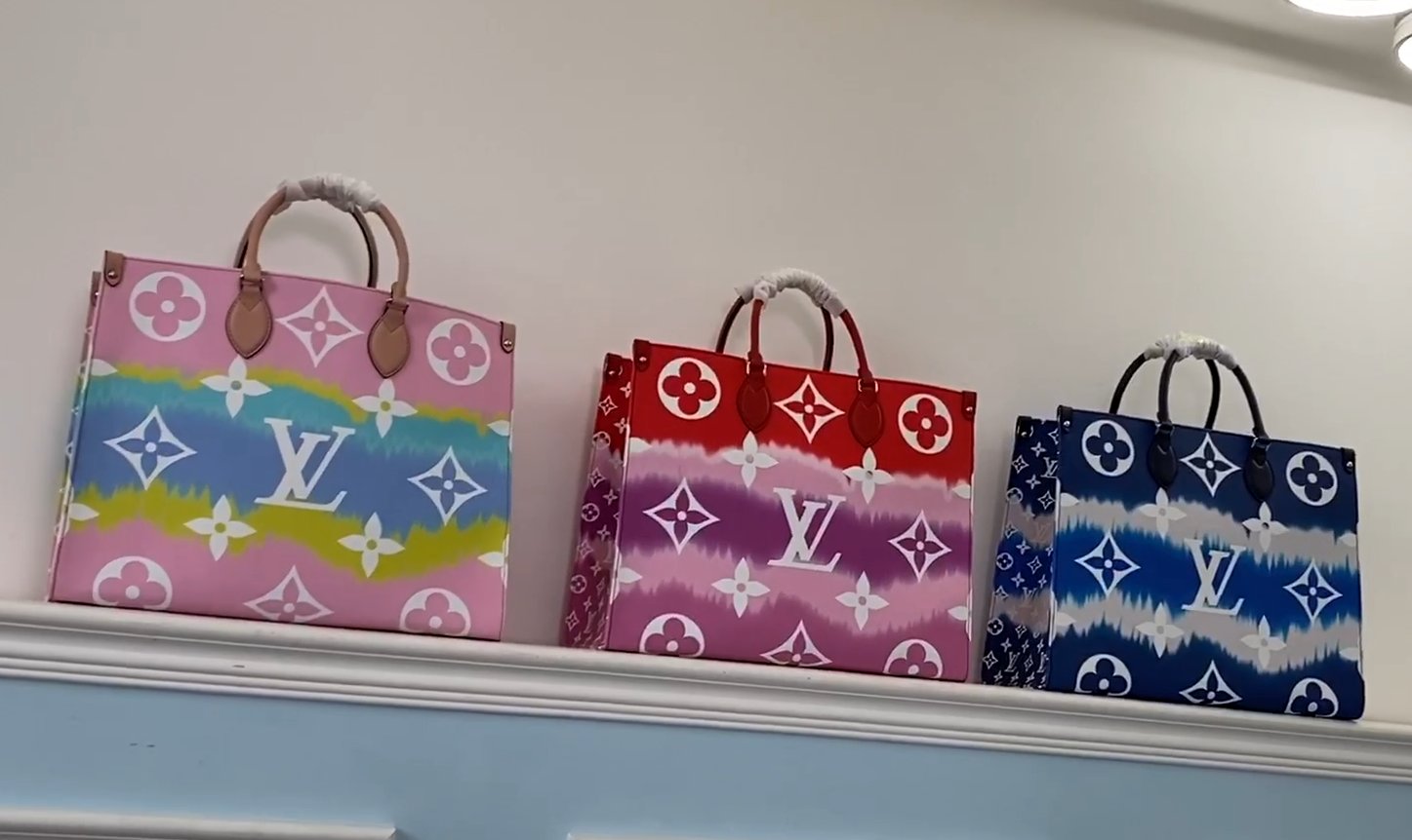 No.13507 LV onthego tote GM M45121 red M45120 blue M45119 pink 41*34*19cm 3colors