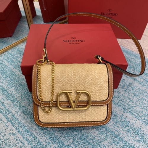 No.20220 Valentino BOX Garavani VSLING small size V0005 18 x 16 x 8.5 cm big size V0007 22 x 18 x 13 cm