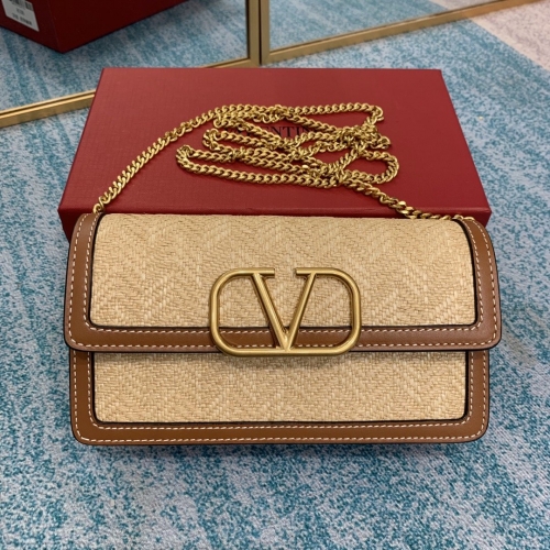 No.20219 Valentino chain bag V0018 20x10x5.5cm