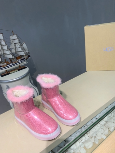 No. 60168  UGG size 35-40