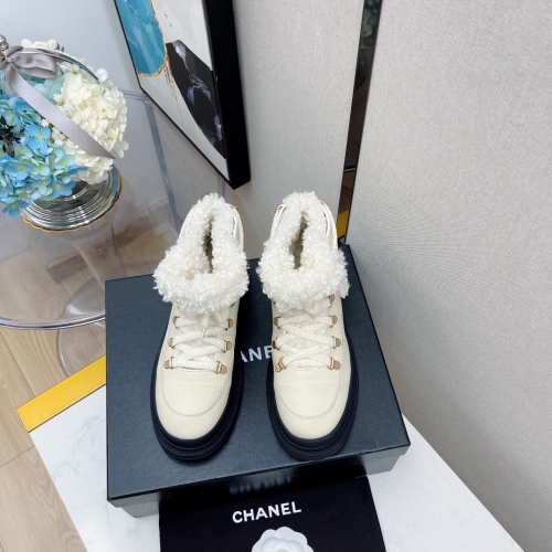 No. 60587 Chanel size 35-40