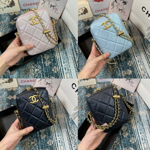 No.50075 Chanel  AS2857 12x17x6cm mini camera bag