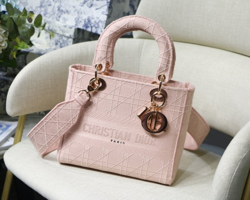 No.50093 Dior M8002 24 cm x 20 cmx 11 cm Lady D-Life