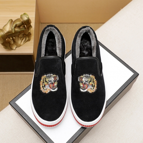 No. 60892 GUCCI size 38-44