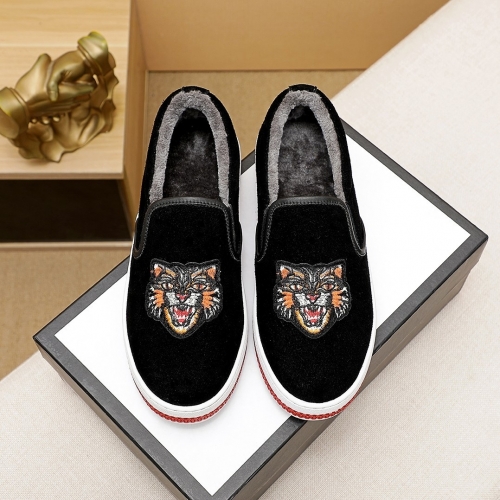 No. 60895 GUCCI size 38-44