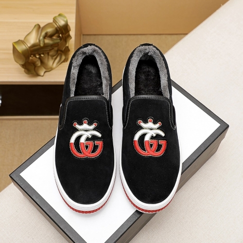 No. 60894 GUCCI size 38-44