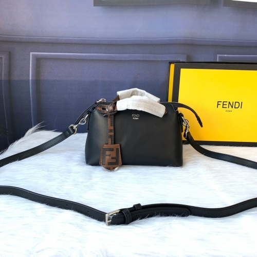 No.30094 Fendi F8BL145 PM:21cmX12.5cmX9.5cm