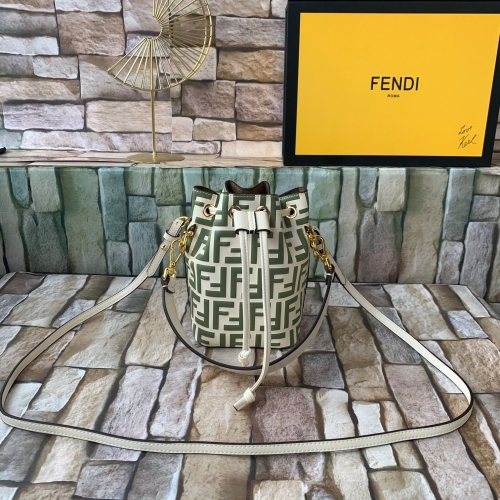 No.30083 Fendi F8BS010A.Mon Tresor 18*12*10cm