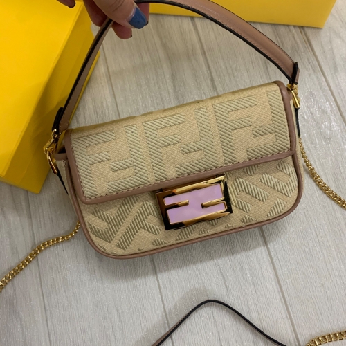 No.30101 Fendi VINTAGE 19*4*11cm