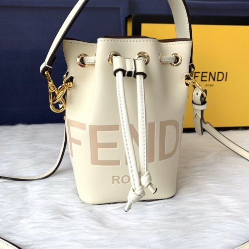 No.30080 Fendi  F8BS010A.Mon Tresor 18*12*10cm