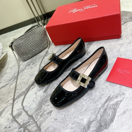 No.62050  ROGER VIVIER 2021 size 35-40