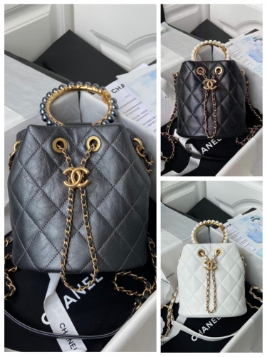 No.50158 Chanel   AS2608   26*17*15cm   Bucket bag, pearl wrist with lamb skin