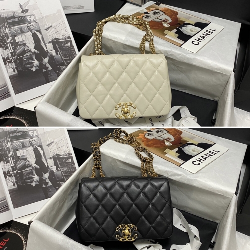 No.50219 Chanel AS2889 15×22.5×7cm 2021