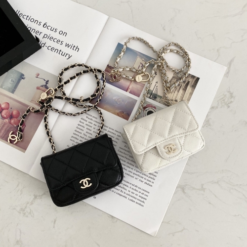 No.50240 Chanel 1952 11 ×2 ×7.5cm 02835