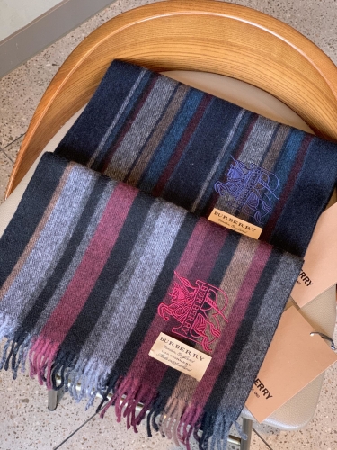 No.90119 Scarves and shawls 2021 BURBERRY 190*32cm  Australian wool