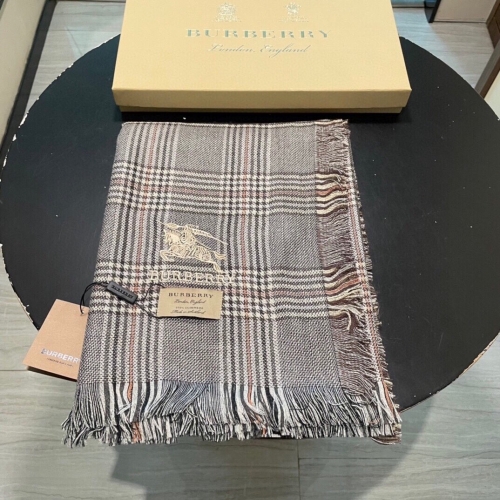 No.90104 Scarves and shawls 2021 BURBERRY  200*90cm  Cashmere