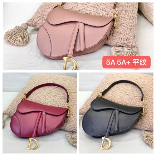 No.51023 Dior M0446 25.5 x 20 x 6.5cm , M0447 19.5*18*5cm,Ultra matte Big size Oblique Saddle Grind arenaceous cowhide 牛皮平纹