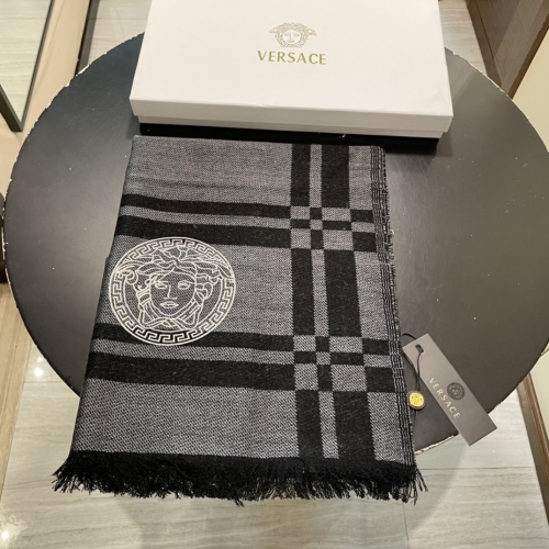 No.90176  Scarves and shawls 2021  VERSACE  180*38cm  Cashmere