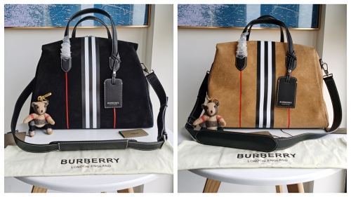 No.51060 BURBERRY  46 x 30 x 28cm Brand-specific Stripe logo printed Yak skin