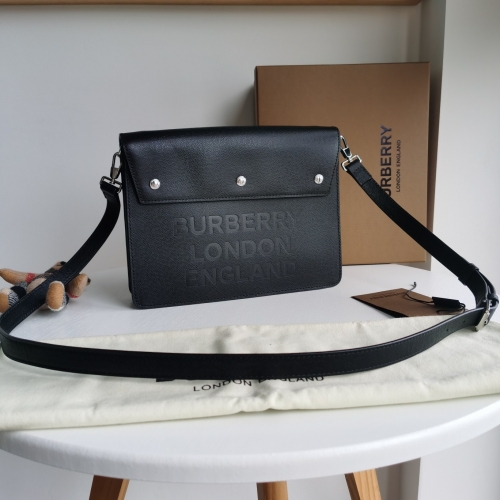 No.51049 BURBERRY 26*21*6cm