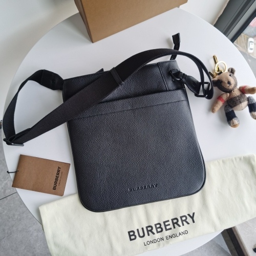 No.51089 BURBERRY 38008866  29*30cm Scalp cowhide