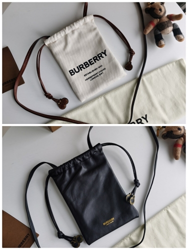 No.51090  BURBERRY 15-20cm  Top Rawhide drawstring bag