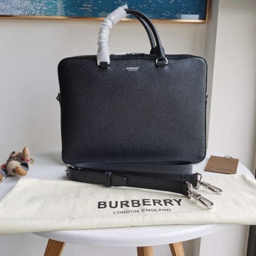 No.51113 BURBERRY  37*9*27cm Leather briefcase with palm print