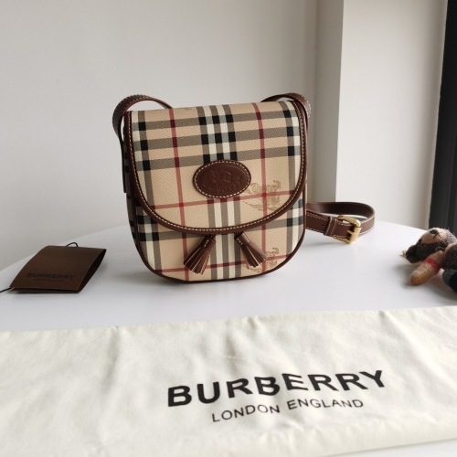 No.51144 BURBERRY 18*5*18cm Saddle bag