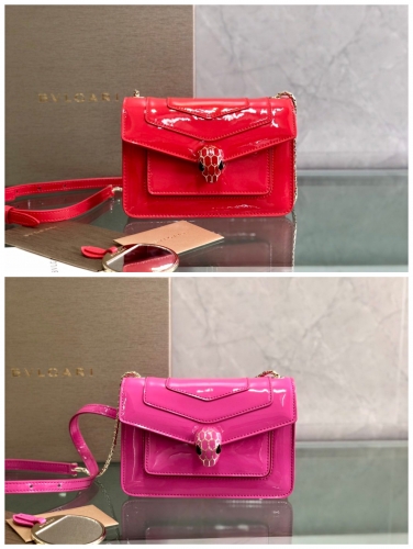 No.51184 BVLGARI  9676  19*13*7cm Patent Leather