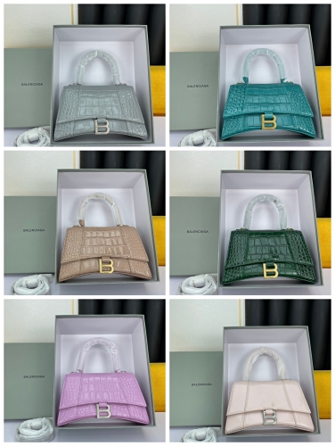 No.51229 Balenciaga 2257 13*8*19cm / 2256 14*10*23cm Plain white hourglass handbag shoulder bag