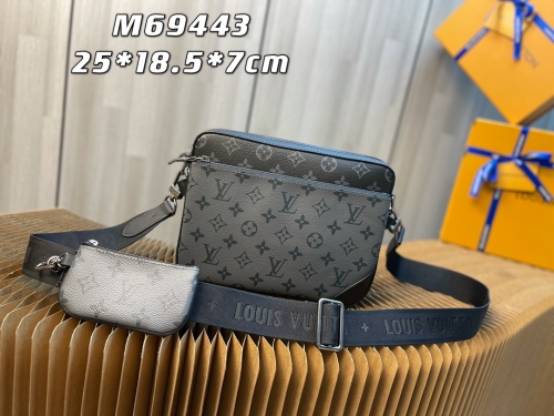 No.20813 M69443 Pochette Trio 26x18x5CM  24x15CM  12x7CM Monogram Eclipse Reverse