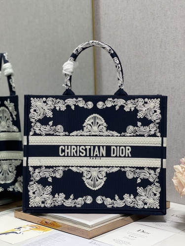 No. 52253   1286   41*32cm  36×28 cm Original embroidery, Dior Book Tote Shopping Bag