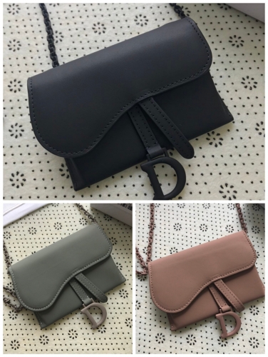 No. 52273  s5654  11.5*7.5*2cm   Matte cow leather nano saddle handbag